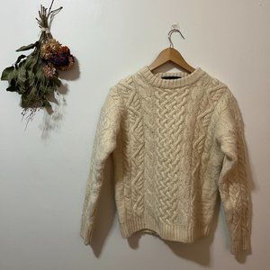 100% Wool Vintage Knit Sweater - M/L - Made in England